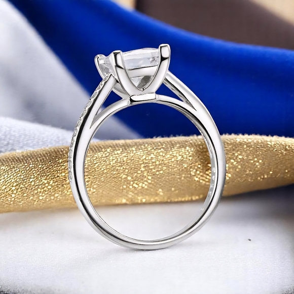 🆕Elegant Shiny S925 Silver Princess Cut CZ Engagement Ring Size 8 Velvet Box - Picture 6 of 15